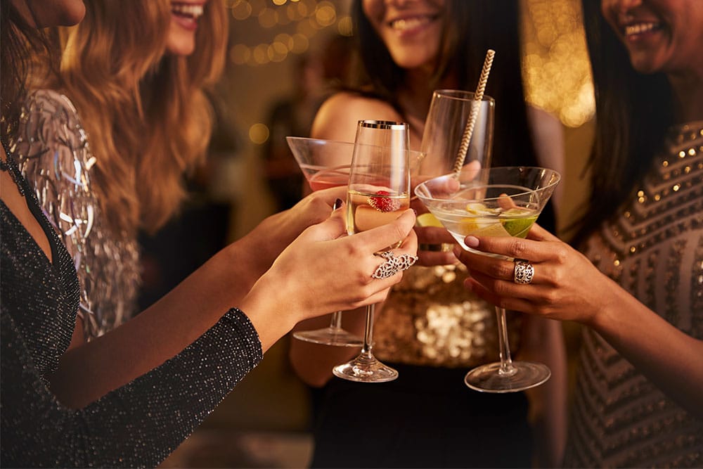 Yılbaşı kutlamalarına ışıltılı bir dokunuş: Kokteyl tarifleri